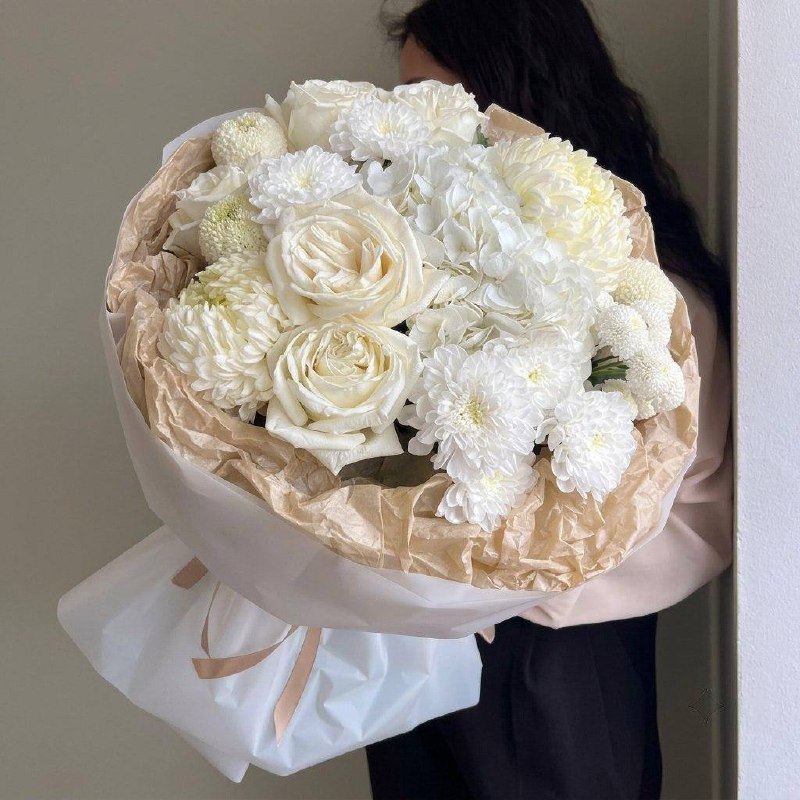 Авторский букет «Белоснежка»